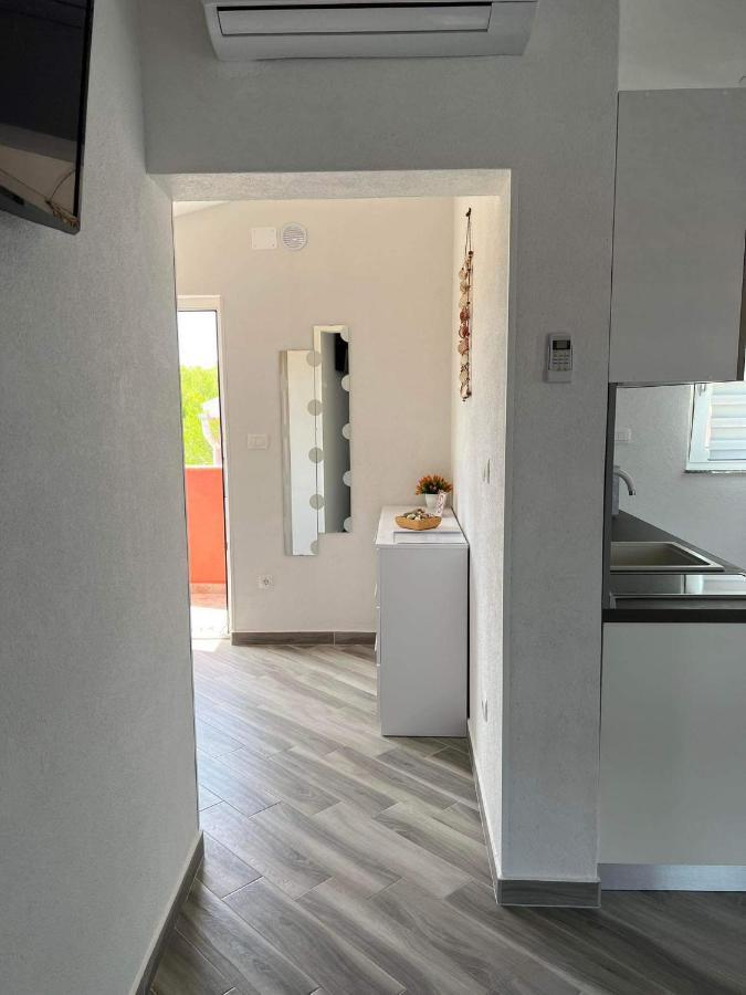 Apartment ˝Soleil˝ Vir Buitenkant foto