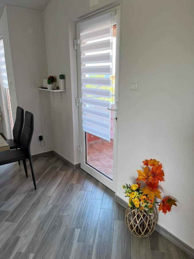 Apartment ˝Soleil˝ Vir Buitenkant foto