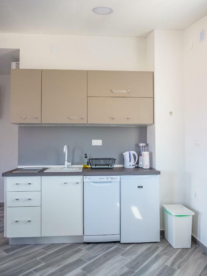 Apartment ˝Soleil˝ Vir Buitenkant foto